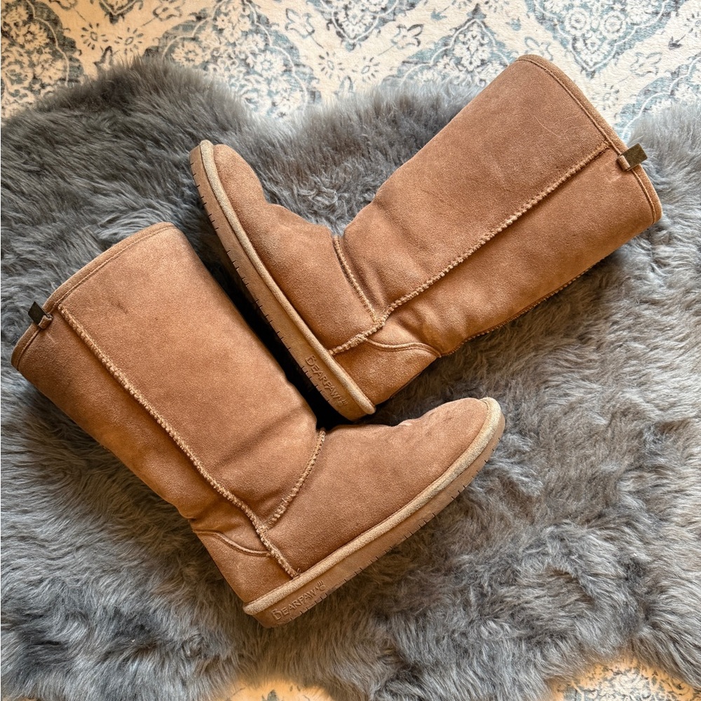 Tall elle classic Bearpaw boots Hickory Women’s 8